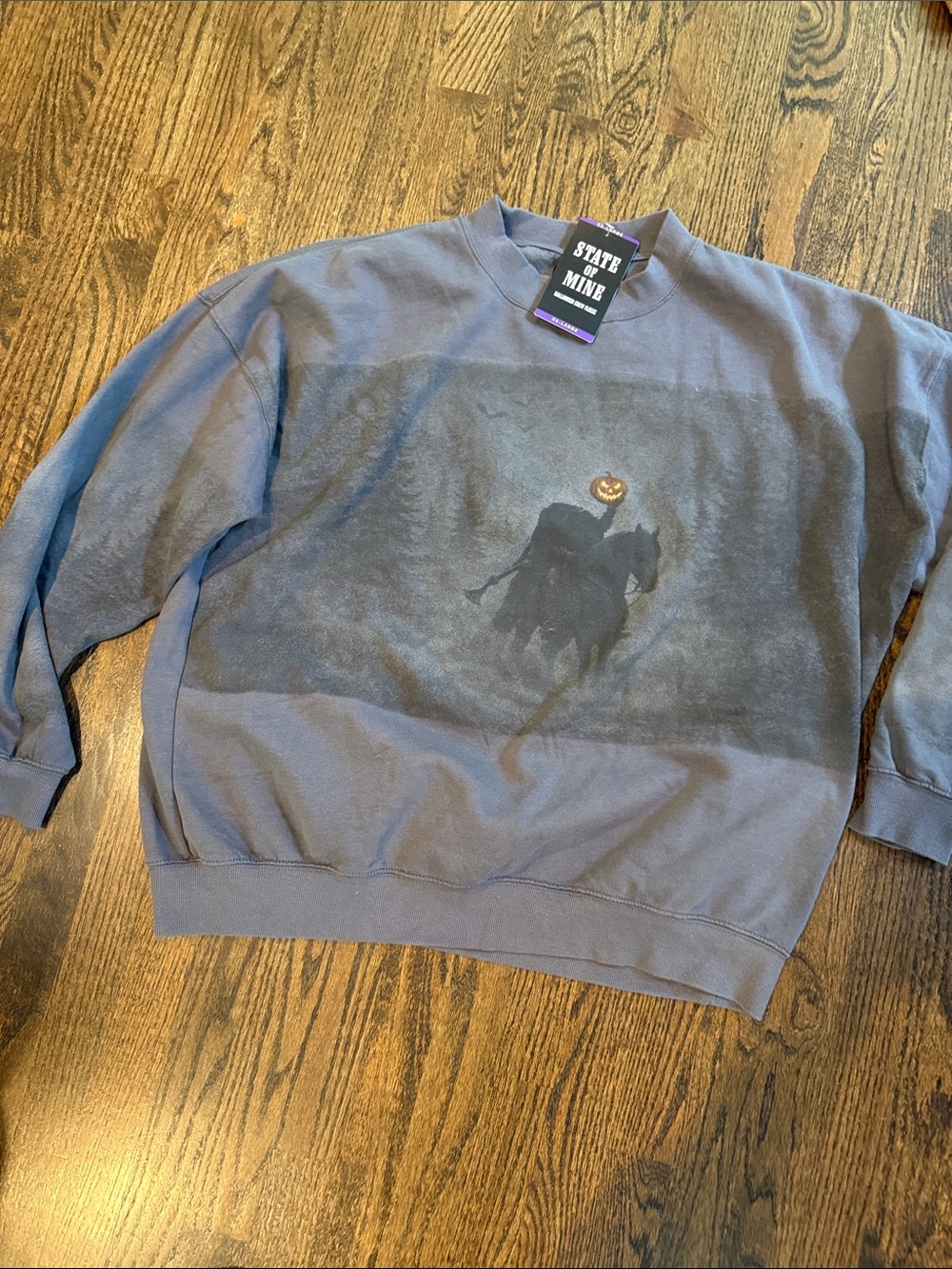 State of Mind Men's charcoal Crewneck Sweater with Pumpkin Graphic xxl